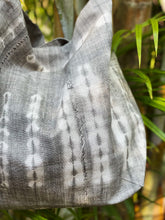 Load image into Gallery viewer, Gray Tie-Dye Handbag