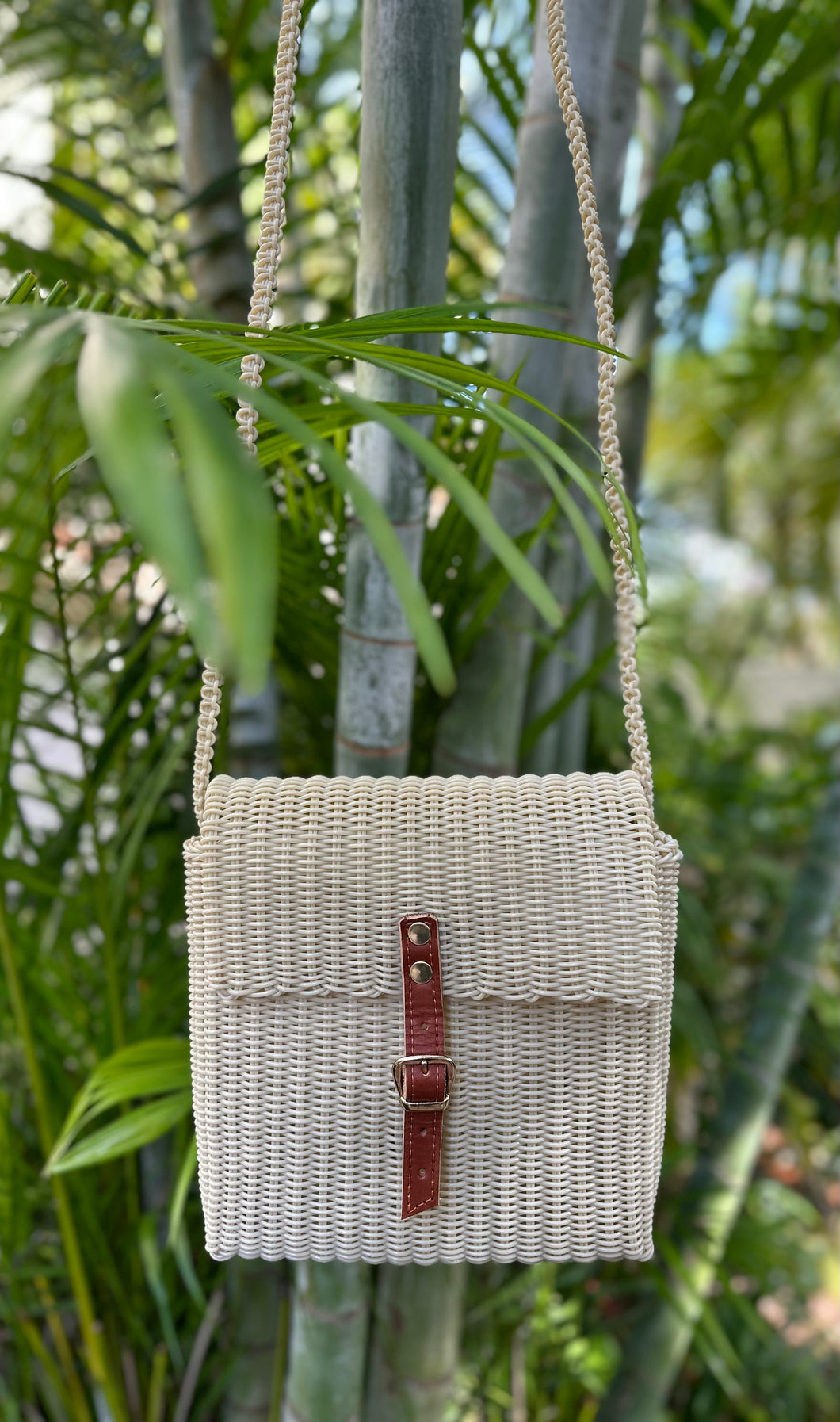 New Medium Crema Crossbody - Real Leather Camel Strap