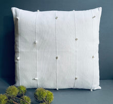 Load image into Gallery viewer, Sierra Natural/ White Pillow Cover
