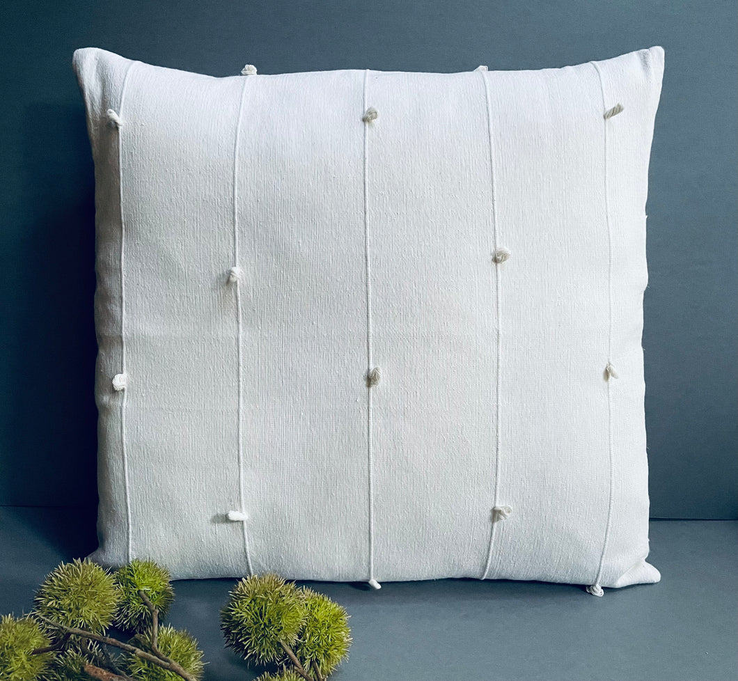 Sierra Natural/ White Pillow Cover
